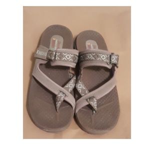 Skechers sandals women's 7